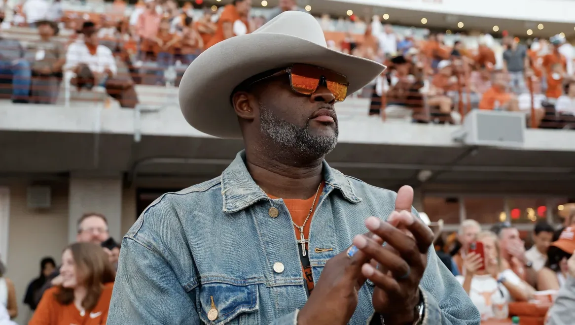 Why Didn’t Vince Young Take Reggie Bush’s Heisman Trophy?
