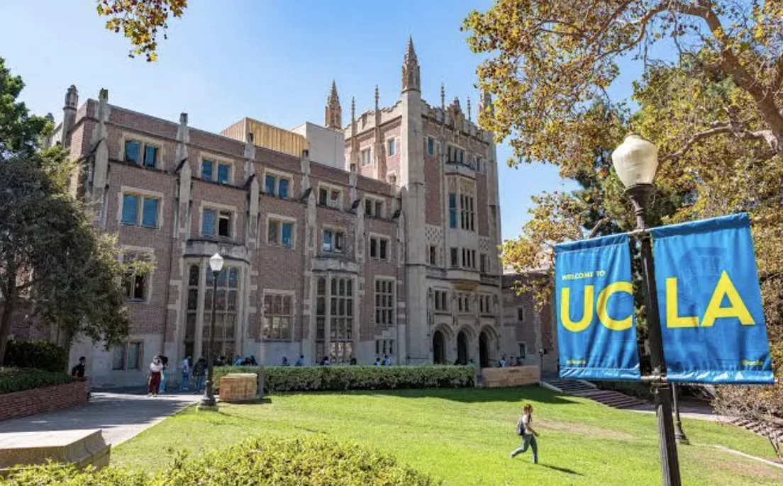 The Sex Lives of College Girls Filming Locations: Where Is Essex College?