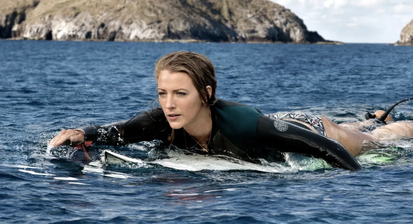The Shallows Ending: Exactly How Nancy Survives the Shark