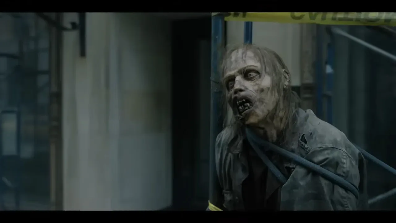 VS–YouTube-18DillardTheWalkerWhispererClipSeason3Ep2TheWalkingDeadDeadCity-YouTube-0’21”