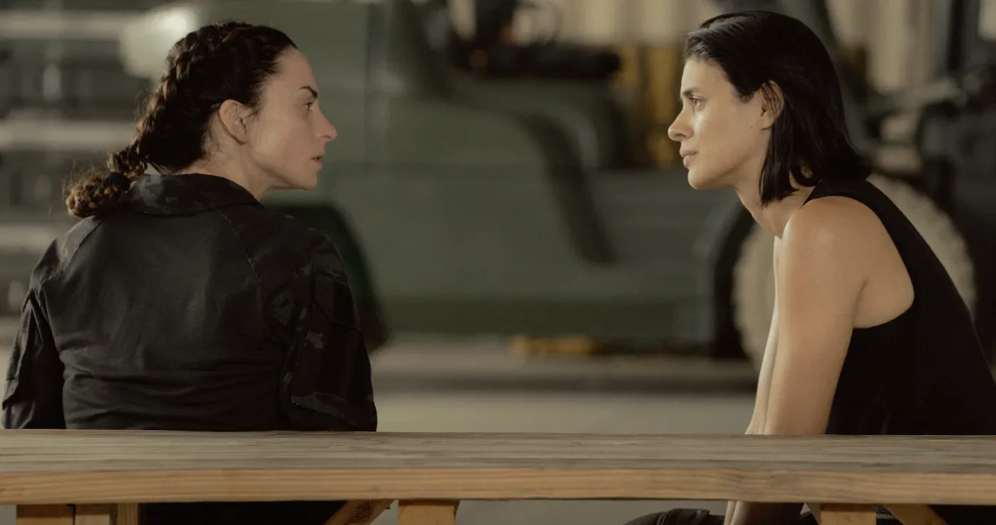 Lioness Season 3 Confirms Cruz And Josie Are Really Together, And Episode 3 Makes Their Relationship More Complicated