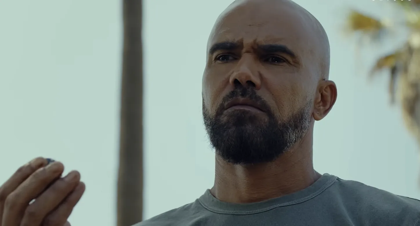 S.W.A.T. Exiles Season 1 Episode 1 3