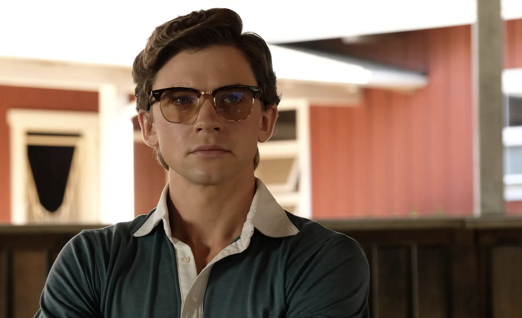 The Shards S1E1 Ending Explained: Is Robert Mallory the Trawler?