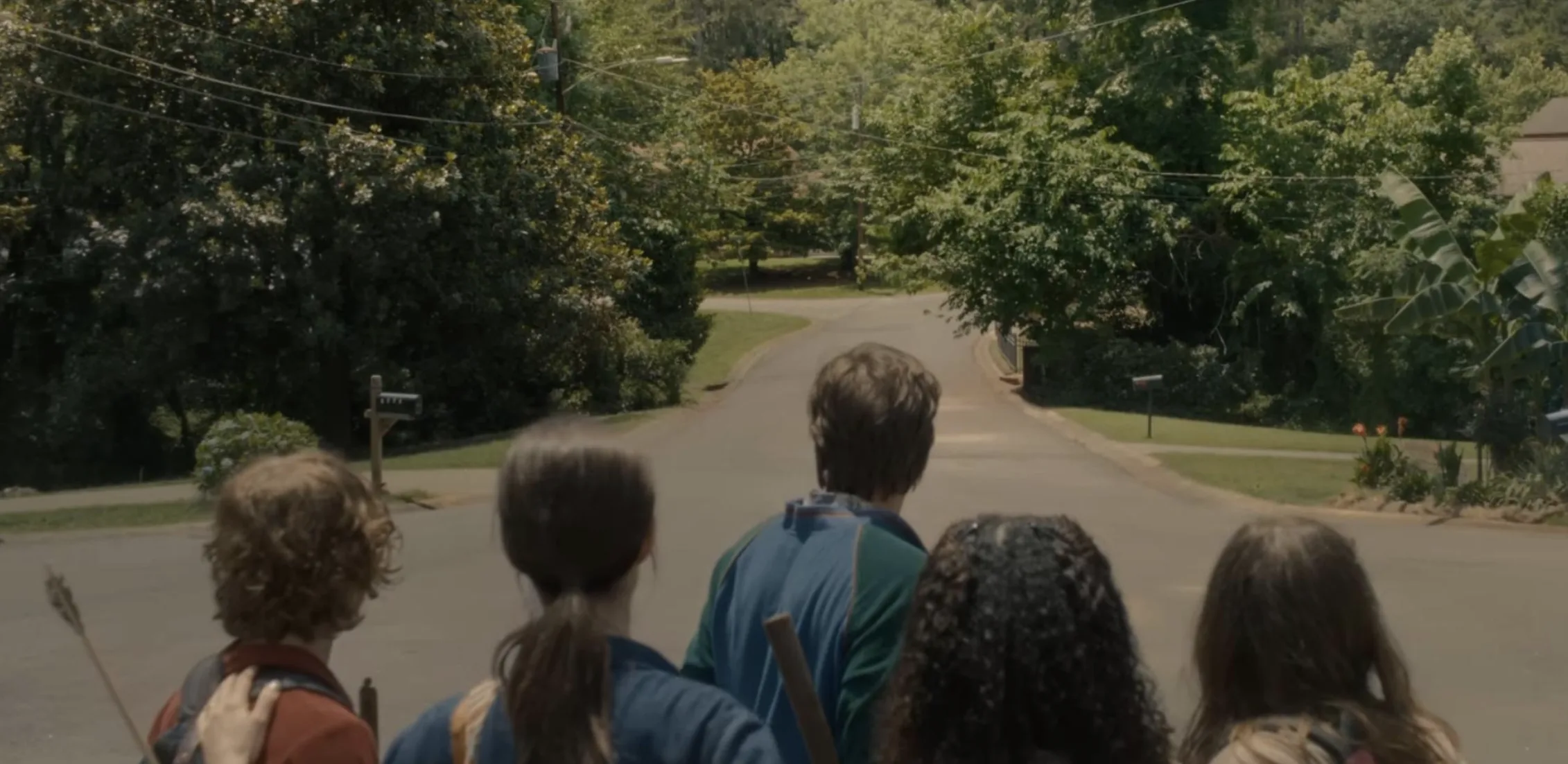 The End of Oak Street Filming Locations: Where the Dinosaur Thriller Was Shot