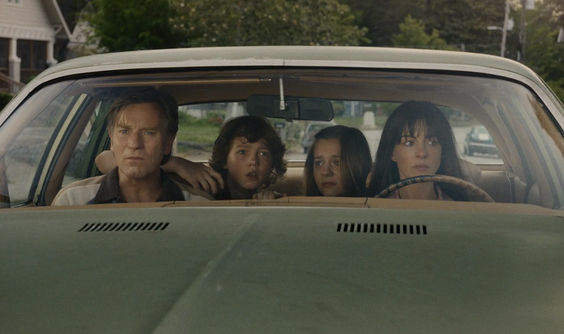The End of Oak Street Filming Locations: Where the Dinosaur Thriller Was Shot
