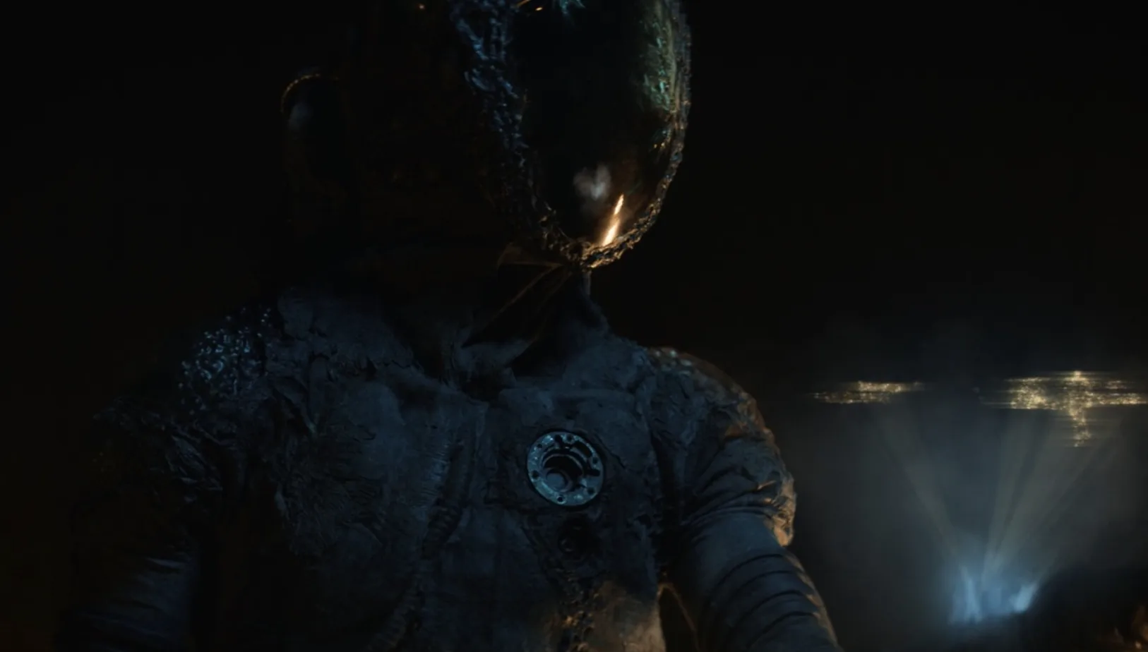 Extinction (2018) Ending Explained: The Human Invasion and Peter’s True Identity