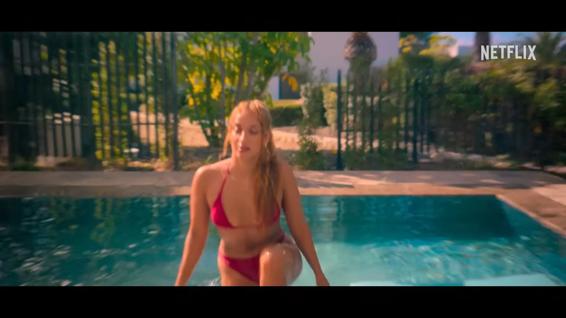 VS–YouTube-61LoveIsBlindUKSeason3OfficialTrailerNetflix-YouTube-0’40”