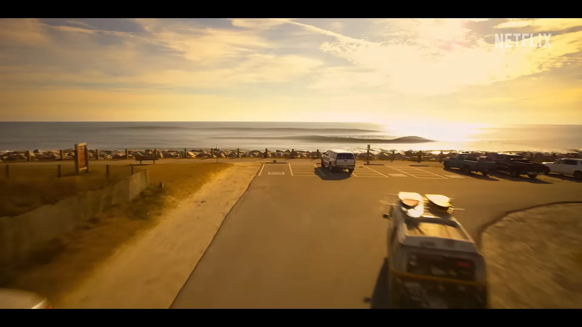 VS–YouTube-62OuterBanksSeason5FinalTrailerNetflix-YouTube-0’08”