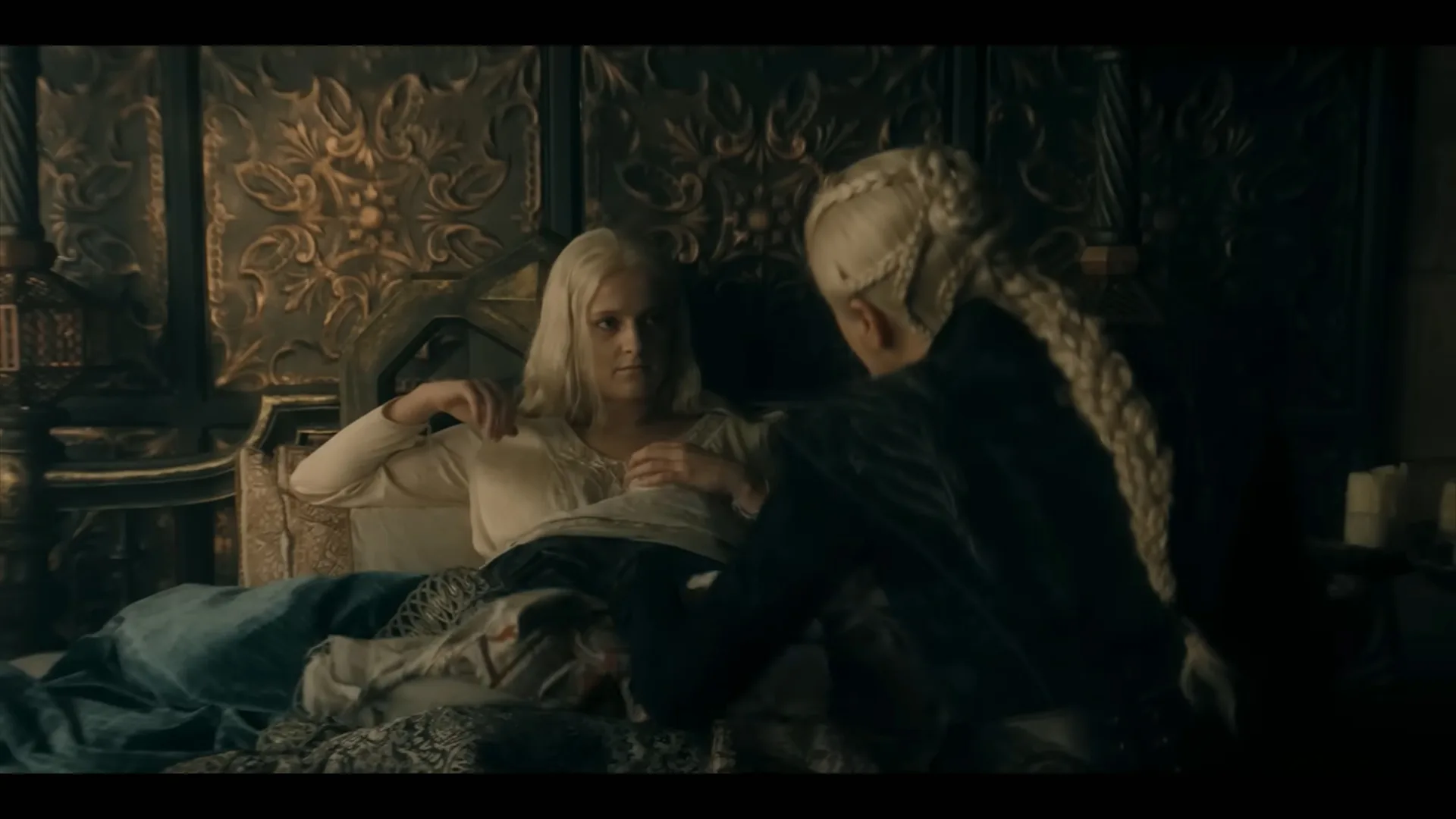 VS–YouTube-12HouseoftheDragon3x07PromoHDHBOGameofThronesPrequel-YouTube-0’32”