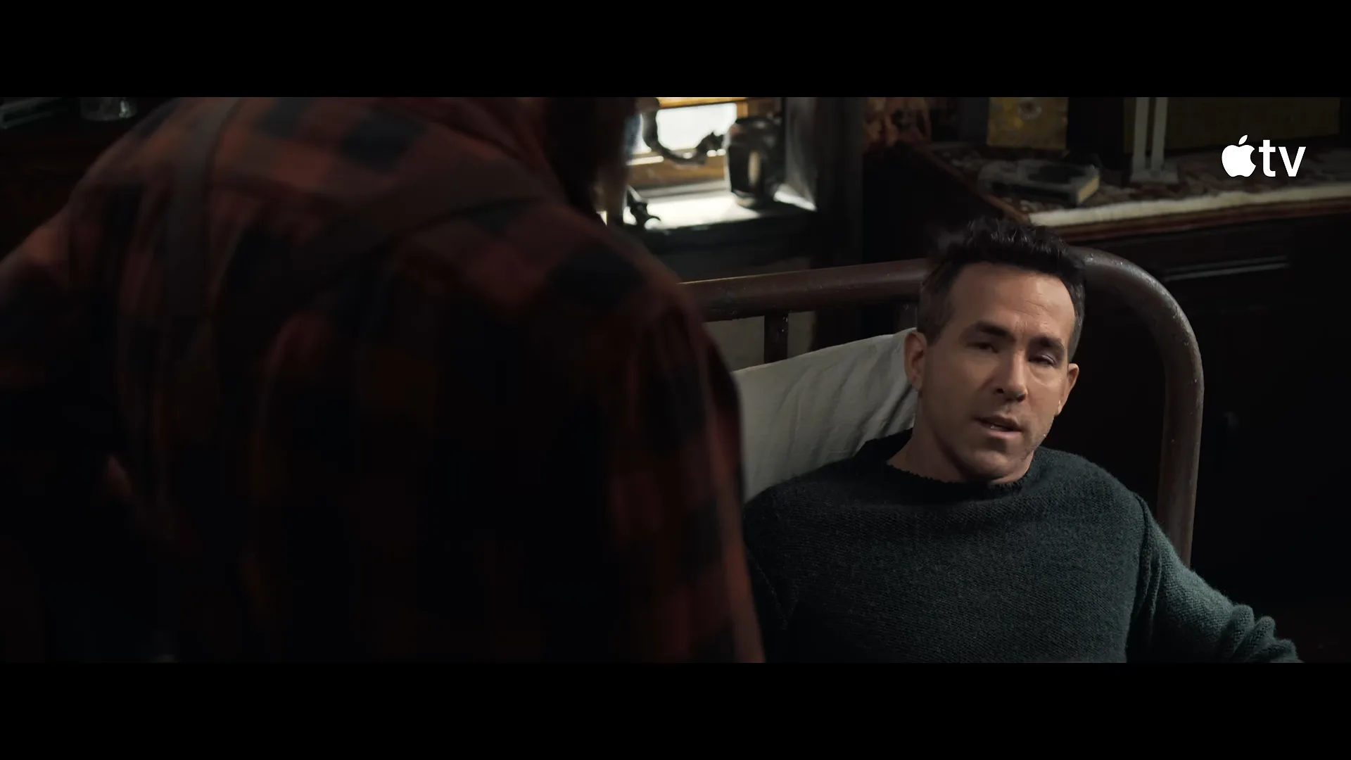 VS–YouTube-100MaydayOfficialTrailerAppleTV-YouTube-0’45”