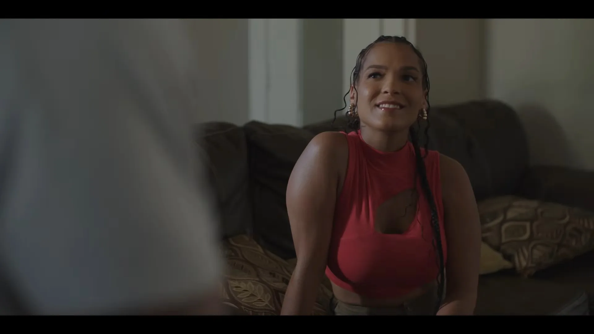 VS–YouTube-108TheDeliveryGirlOfficialTrailerTubiOriginal-YouTube-0’28”