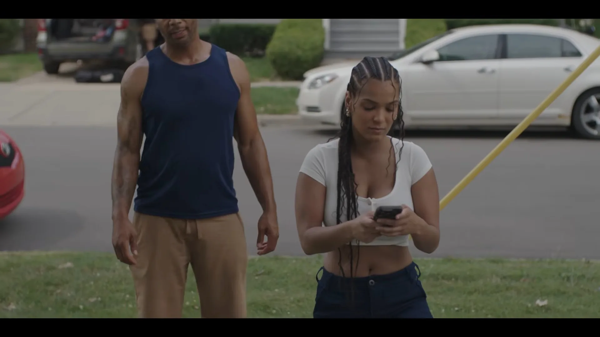 VS–YouTube-108TheDeliveryGirlOfficialTrailerTubiOriginal-YouTube-0’24”