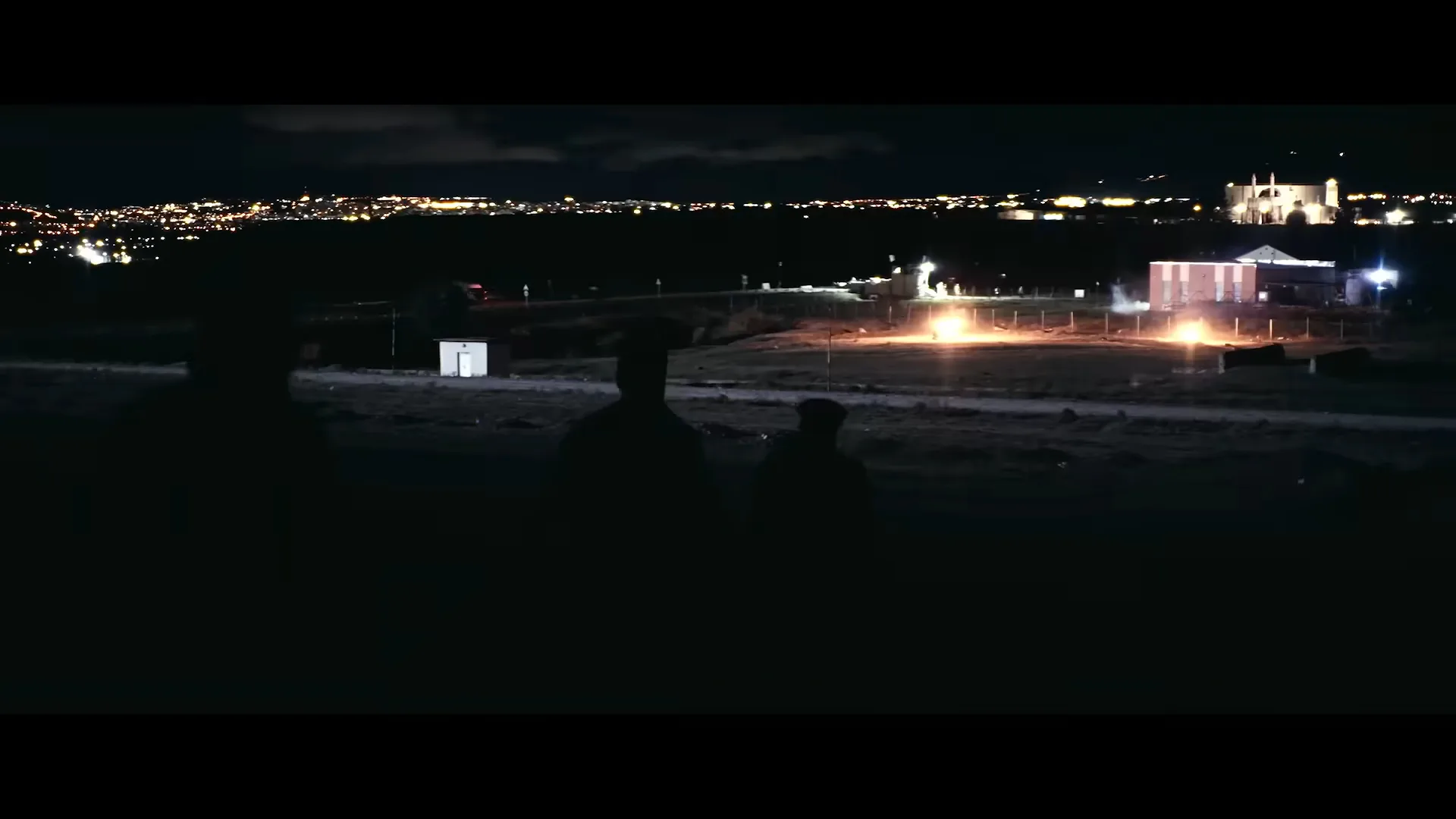 VS–YouTube-108THEFIXOfficialTrailerInTheatersSeptember11-YouTube-0’21”