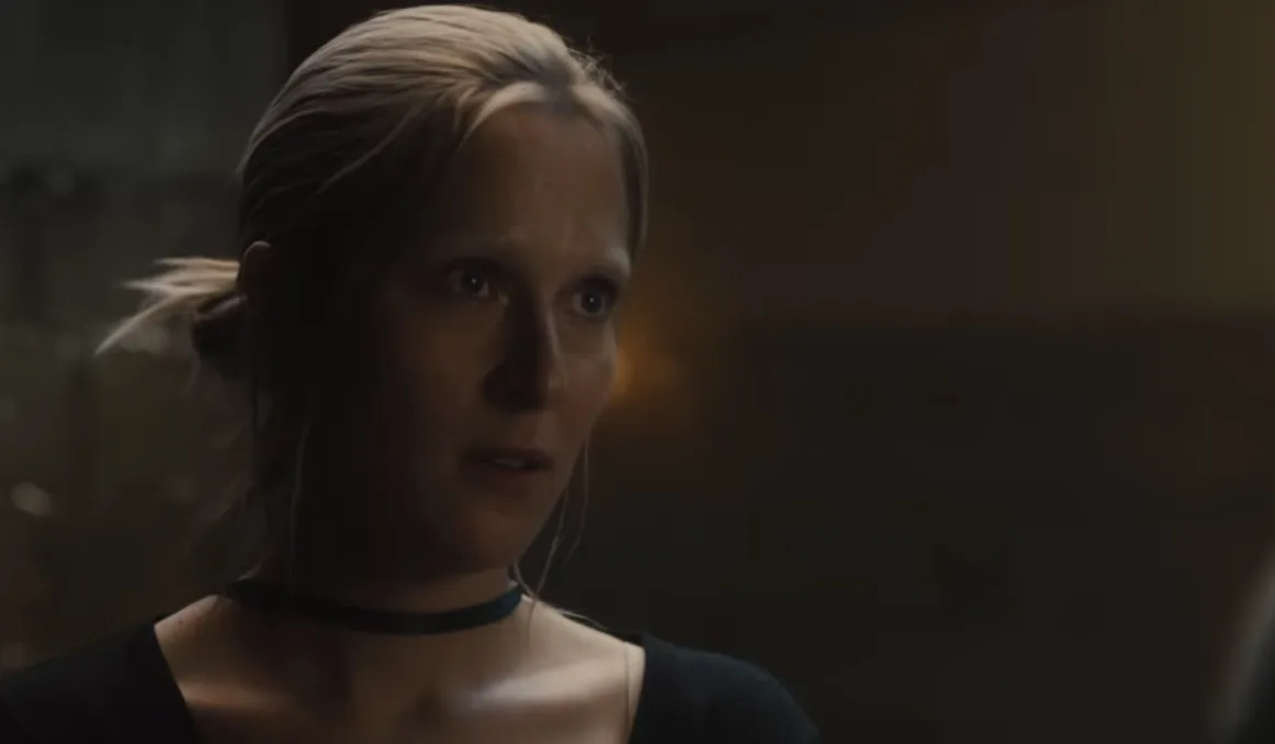 Lena Góra as Polly Stevens