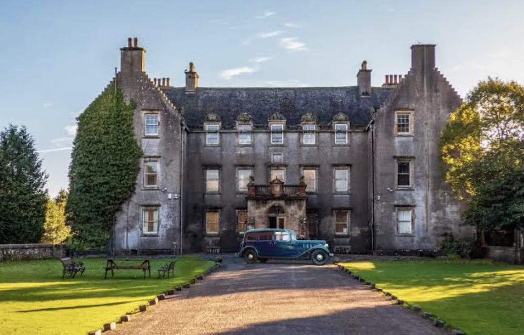 Outlander: Blood of My Blood Filming Locations